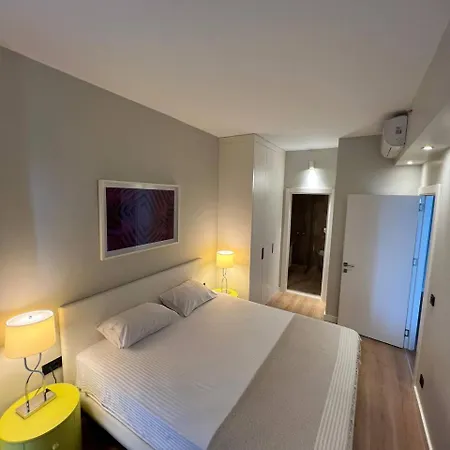 Lägenhet Luxury 2br 2ba Fast Wi-fi And Ac